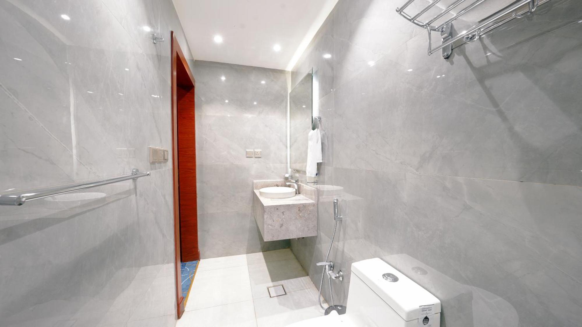 Aparthotel Almasem Serviced -exit 5